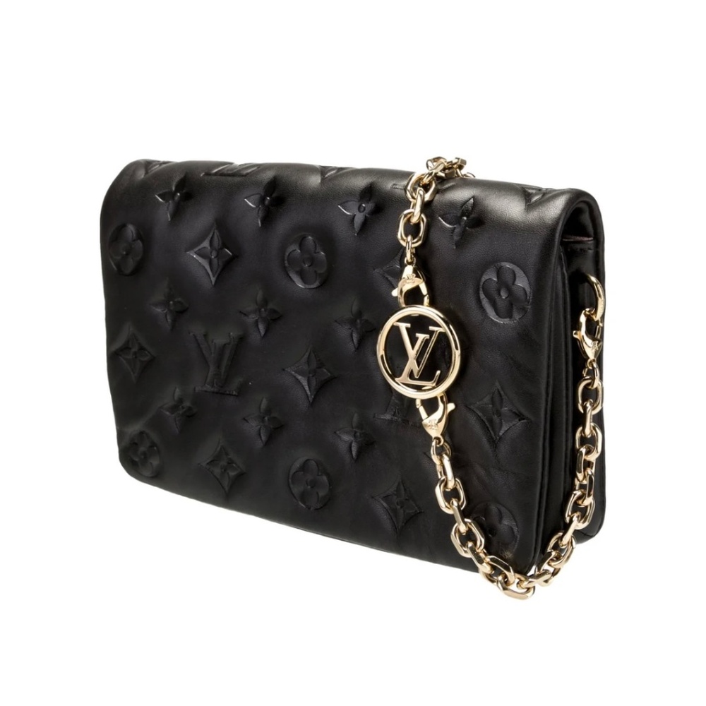 Louis Vuitton coussin pochette lambskin brand new